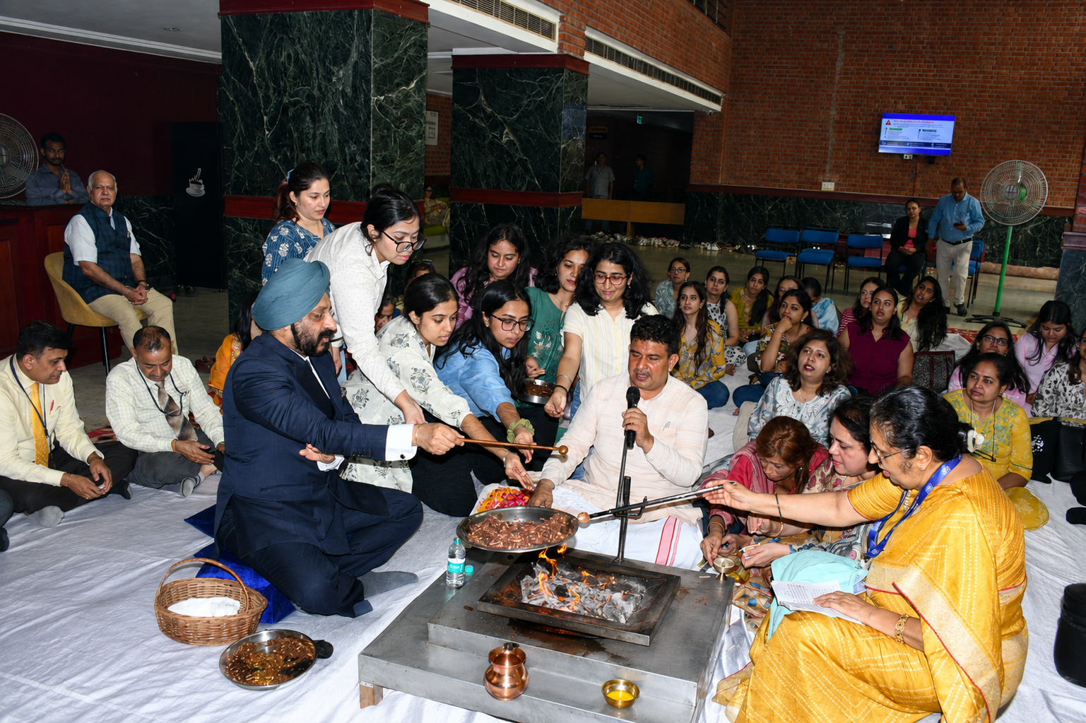 Amity University Organises Two-Day &lsquo;Deeksharambh&rsquo; Orientation Programme for the New Batch of students of Behavioural Health and Allied Sciences