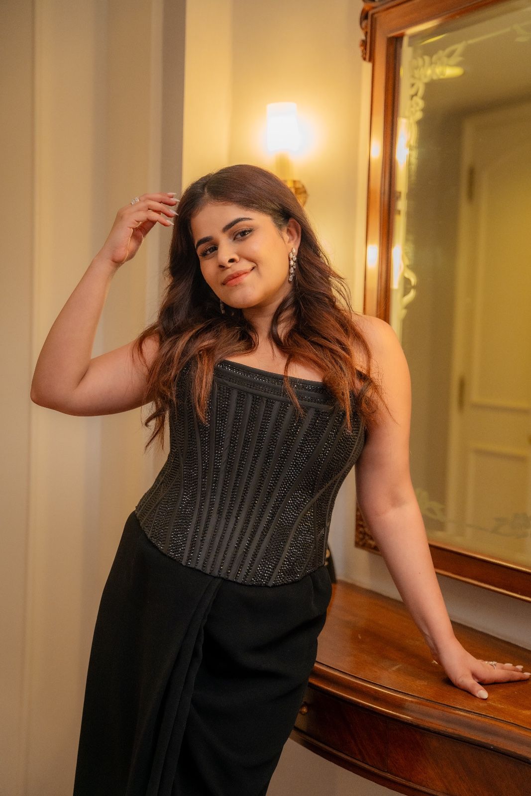MEDIA ALERT | Actress and Influencer Dharna Durga Celebrates Best Female Debut Award Win in EKARAA Jewellery