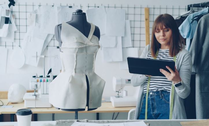 Independent Fashion Labels: How Digital Platforms Are Turning Creative Ideas Into Successful Businesses
