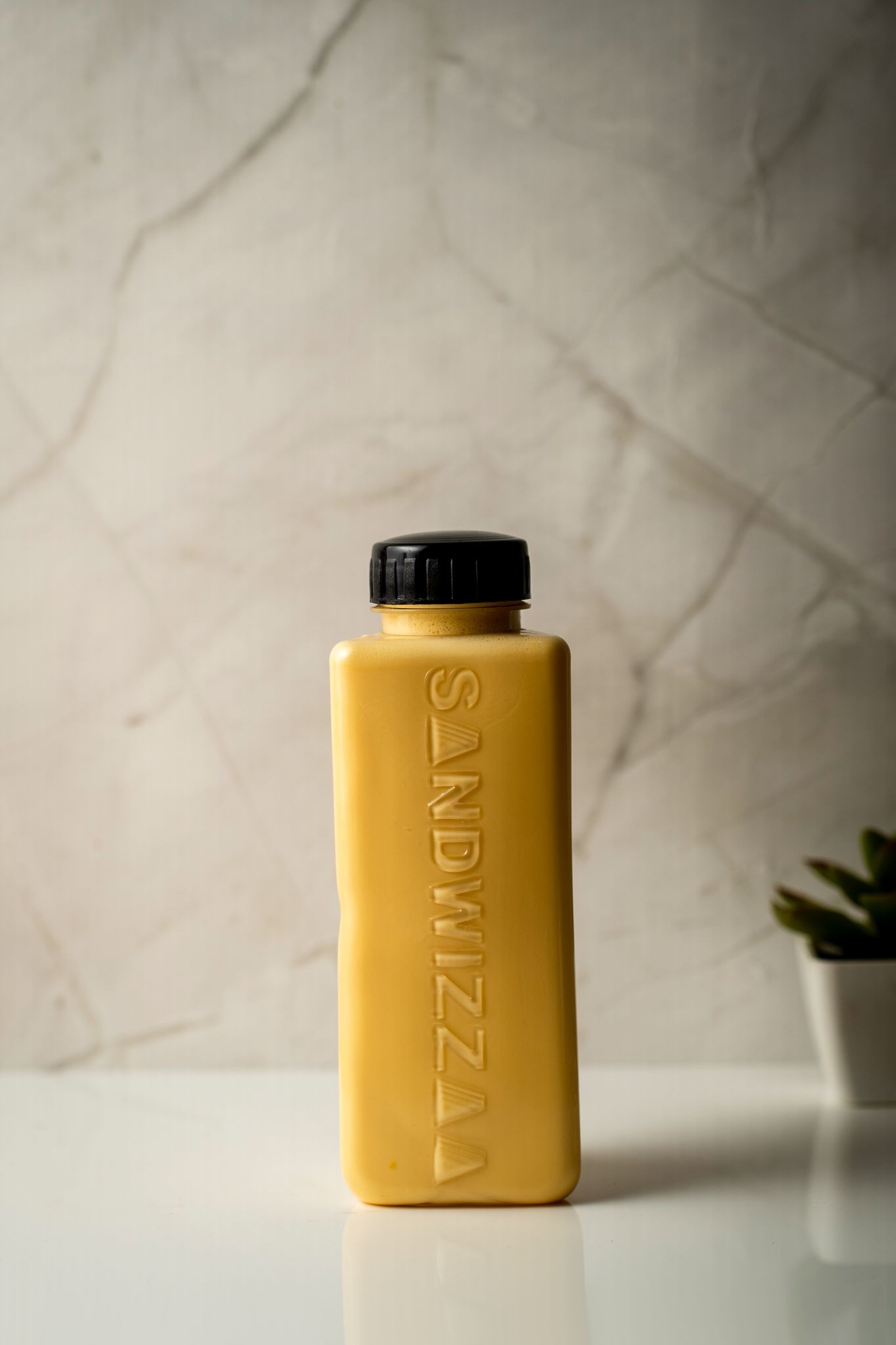 Sip Into Summer: Refreshing Coolers & Beverages to Try at Sandwizzaa