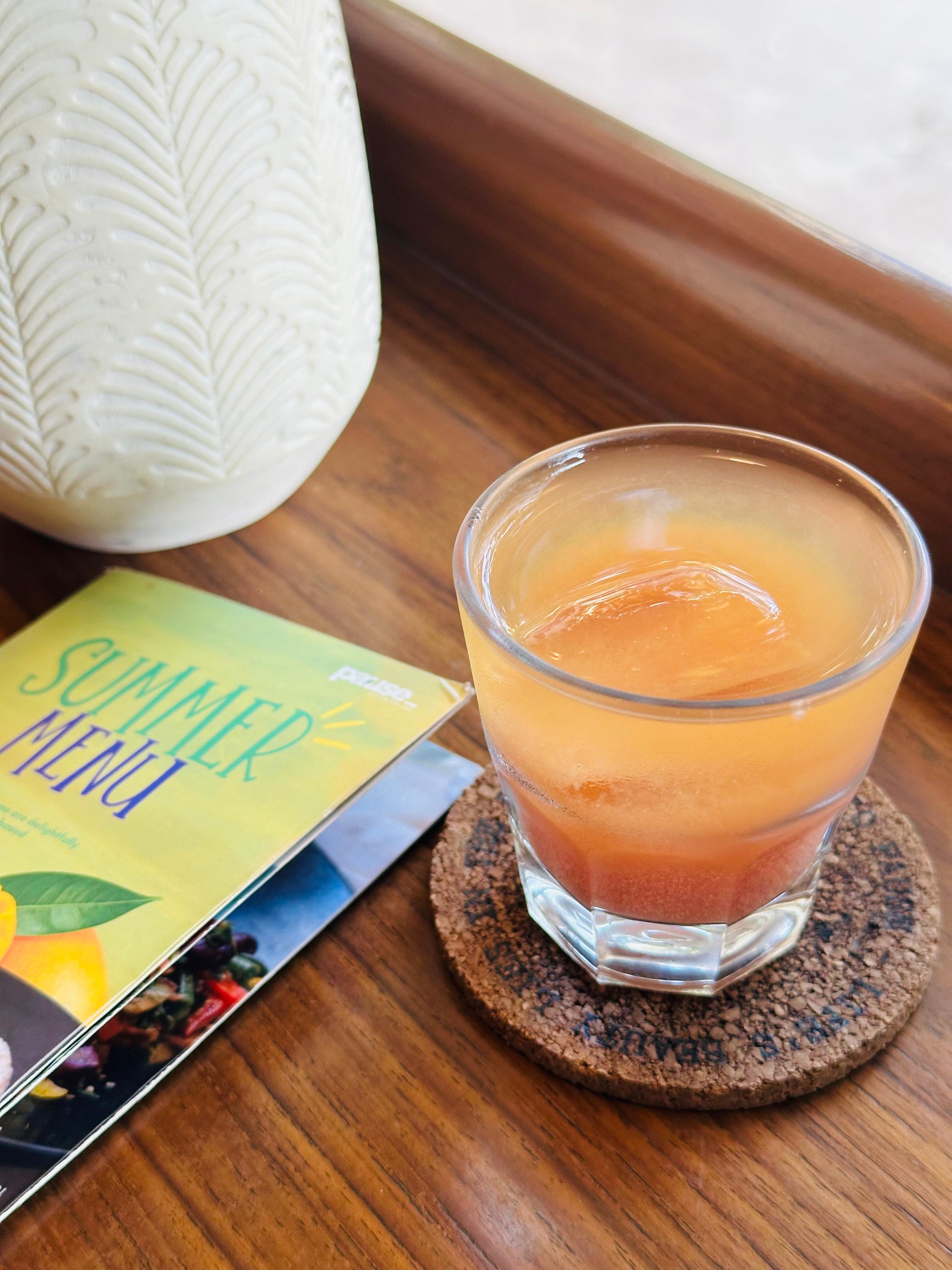 Pause Celebrates Mother&rsquo;s Day Weekend with Flowers, Complimentary Drinks & a Heartfelt Wall of Love