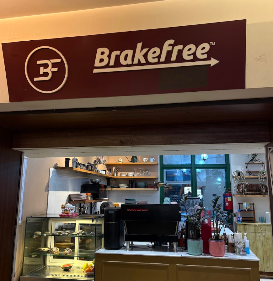 Brakefree Cafe: A Quiet New Spot to Eat, Read and Unwind in Pali Hill