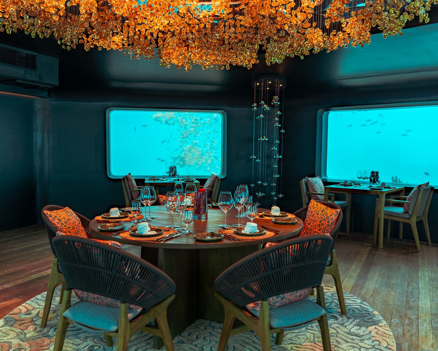 Bubble at Meyyafushi Maldives Offers Underwater Dining Experience
