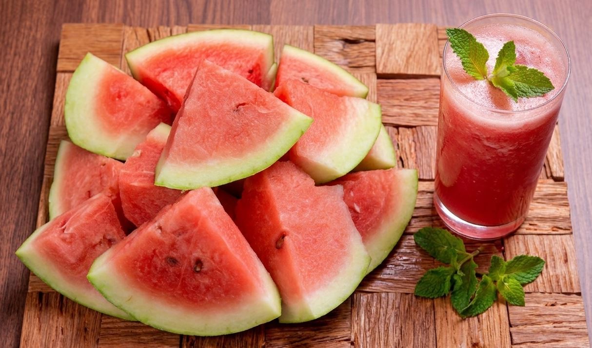 Experts Recommend Midday Watermelon Intake to Beat Heat