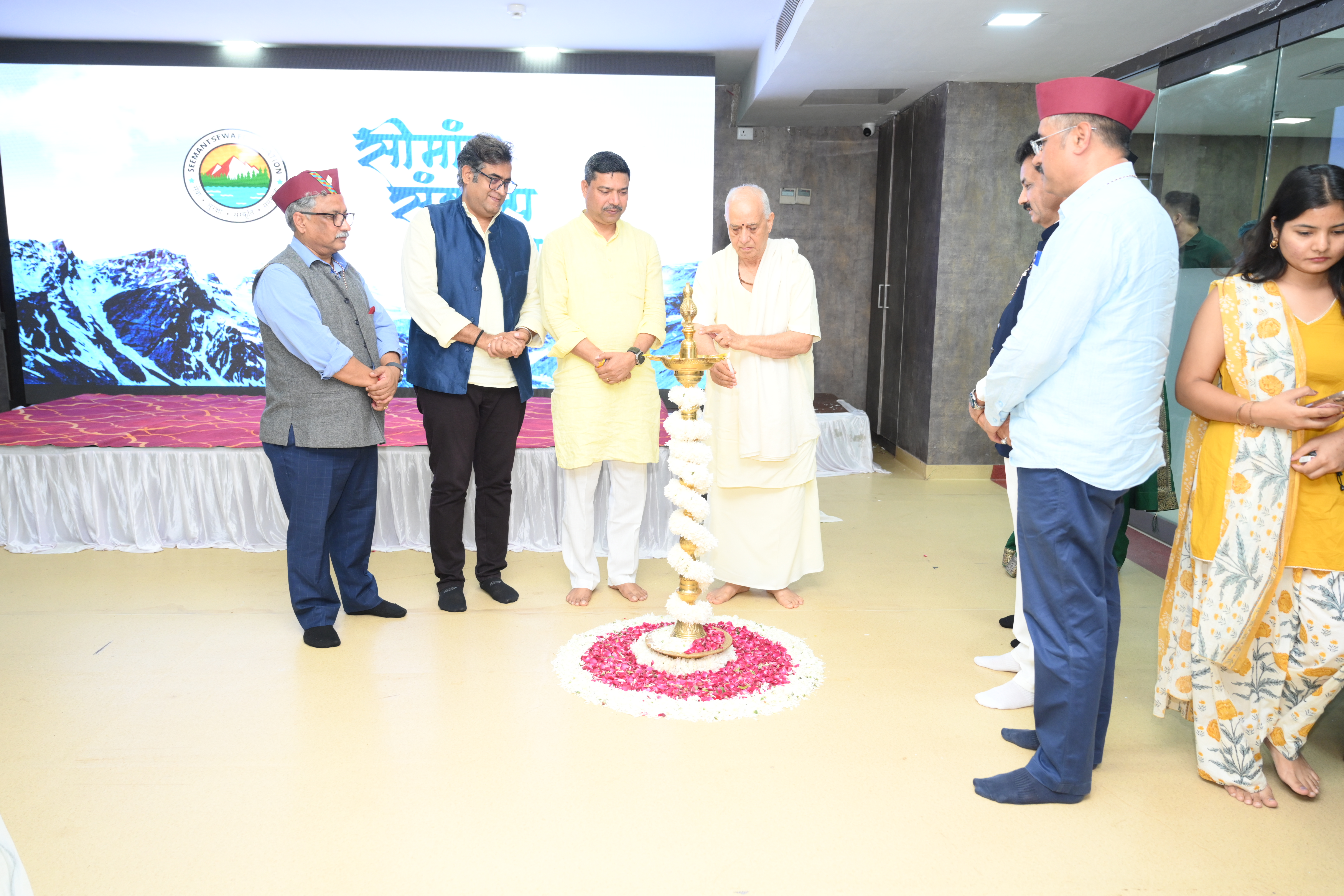 150-Bed Hospital Proposed on Adi Kailash Yatra Route to Improve Healthcare Access; Initiative appreciated by Vijay Kaushal Ji Maharaj