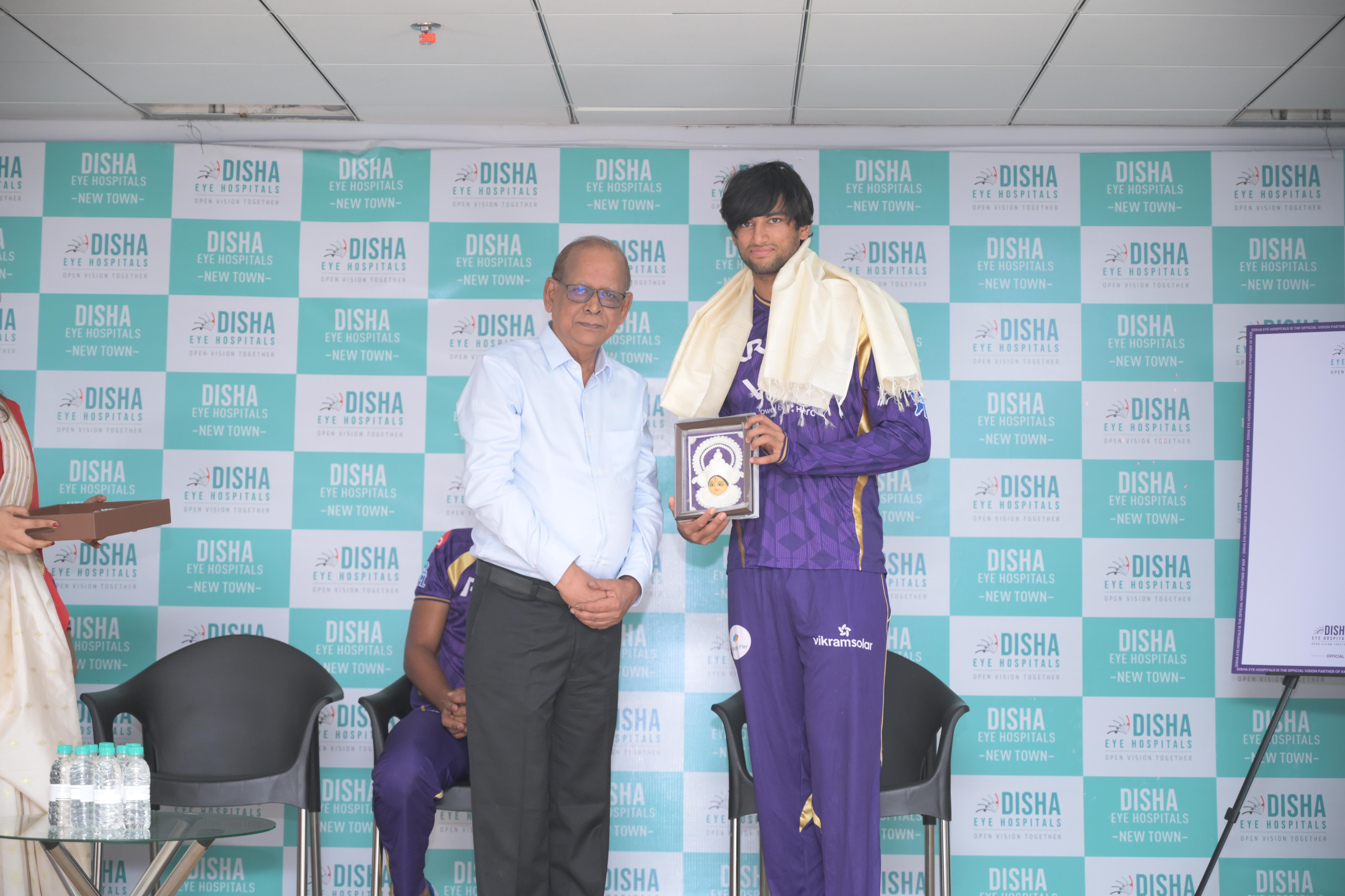 Disha Eye Hospitals | Press Release & Photographs - Kolkata Knight Riders Cricketers Visit Disha In New Town For An Interactive Session With The Patients, Doctors & Staff Members