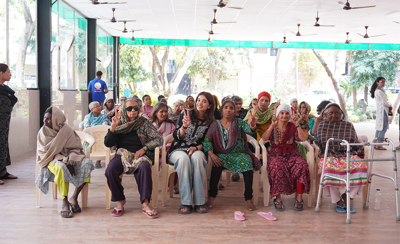 CSR Yoginii Drives Menstrual & Mental Health Awareness for 200 Girls in Delhi.