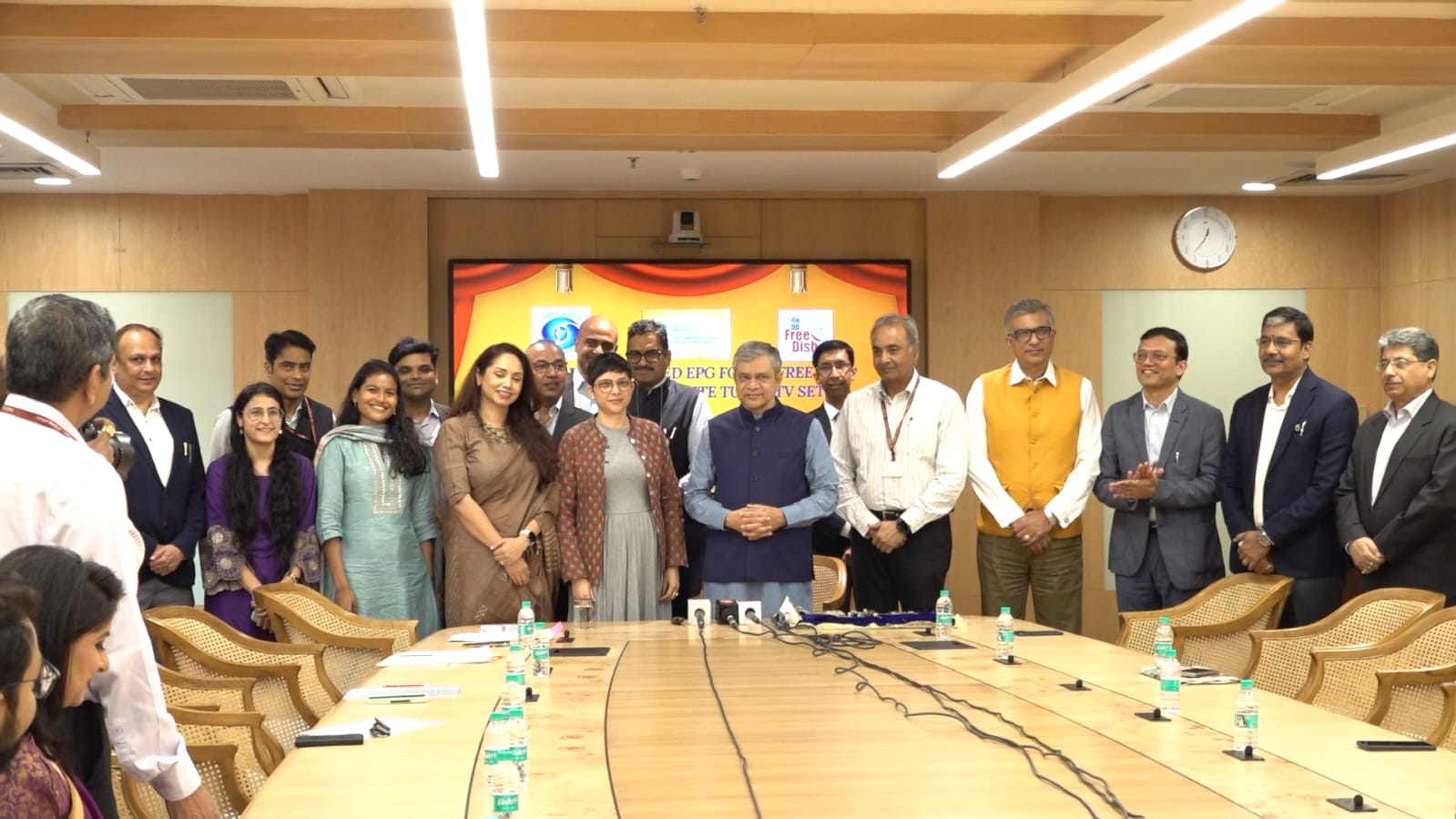 Ministry of Information and Broadcasting and IICT deepen partnership with Google and YouTube, announce 15,000 AI scholarships to boost India’s creative sector