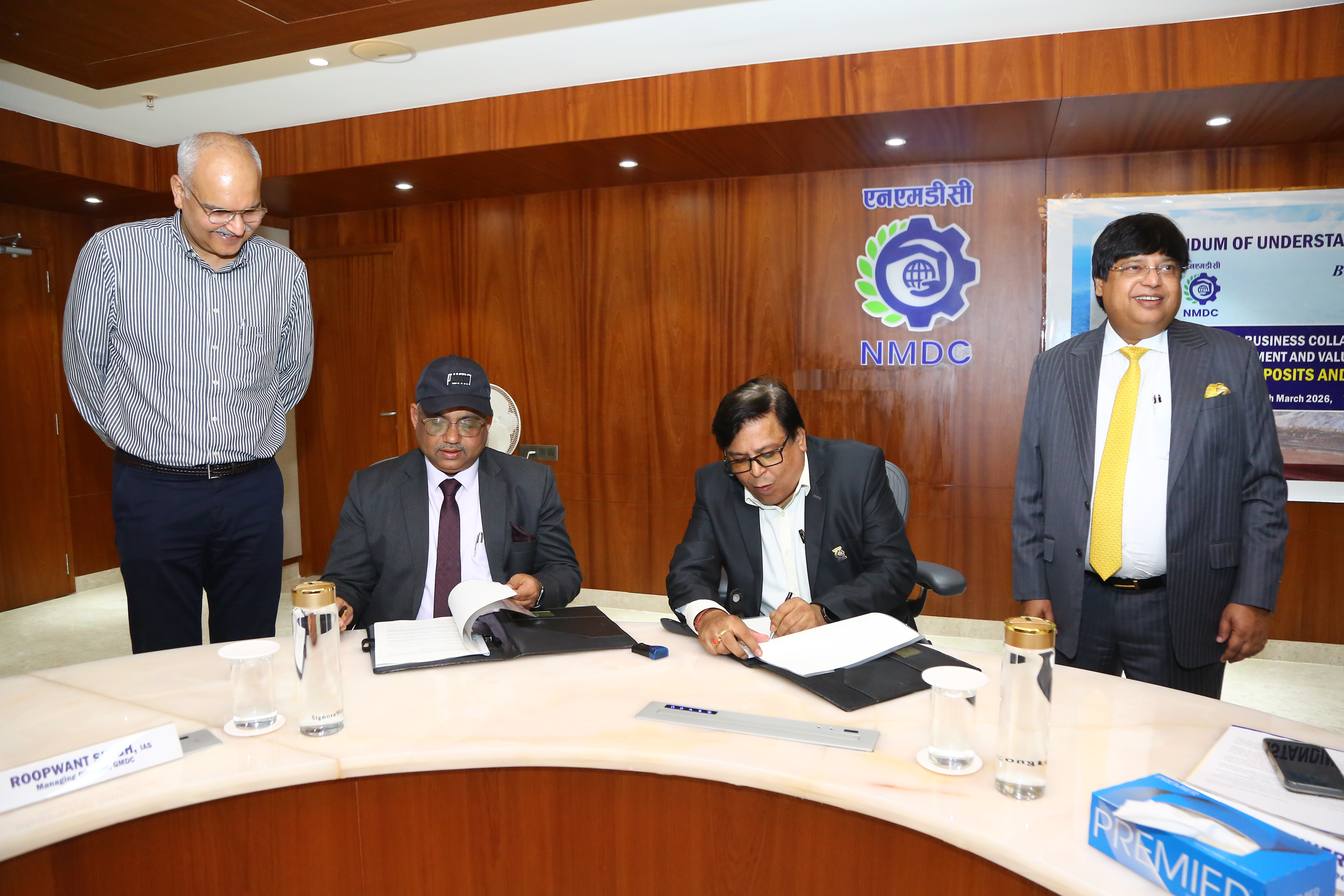 NMDC & GMDC SIGN AN MOU Join Forces to Unlock Rare Earth Potential