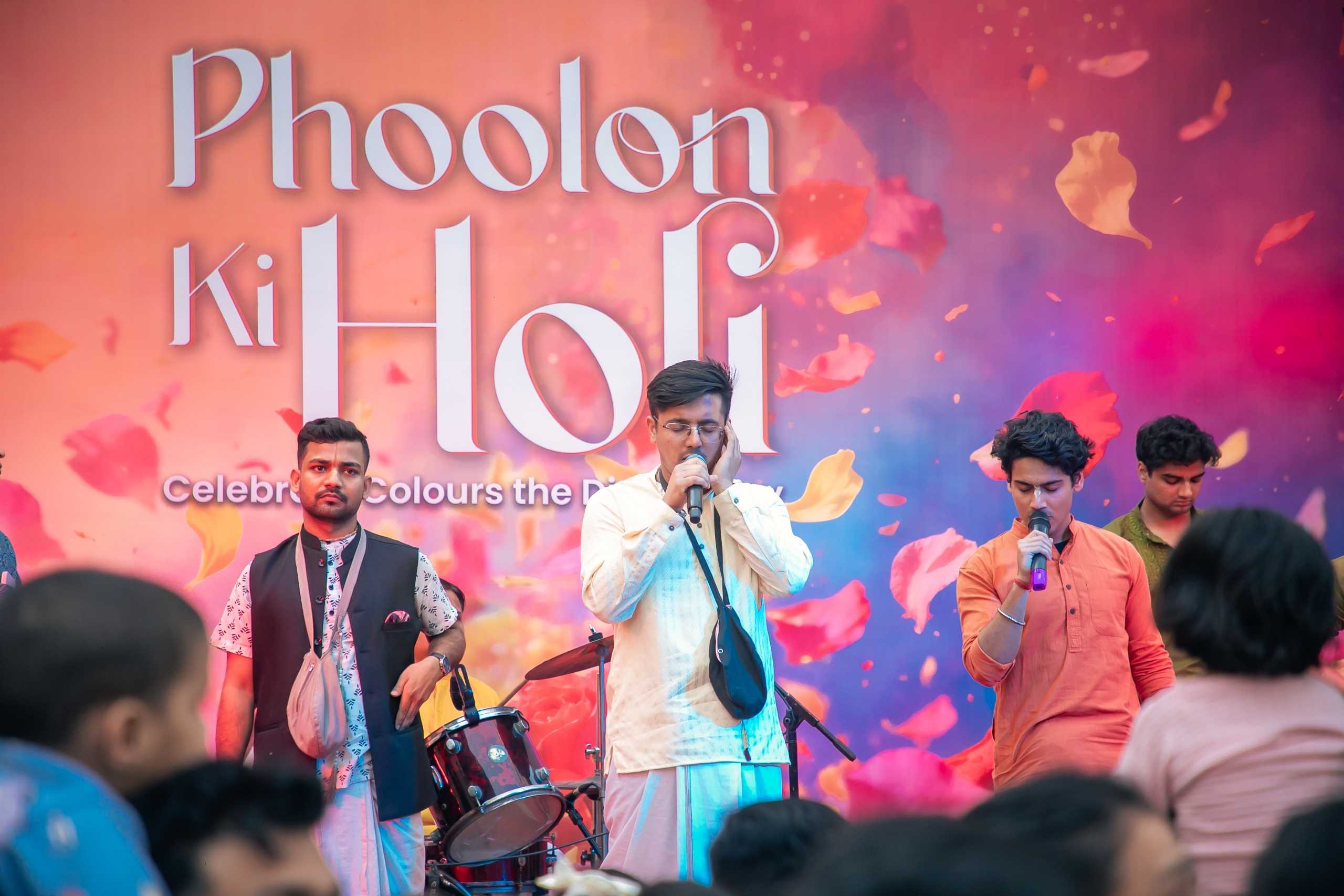 Vegas Mall Celebrates Holi with ISKCON Through a Graceful Phoolon Ki Holi