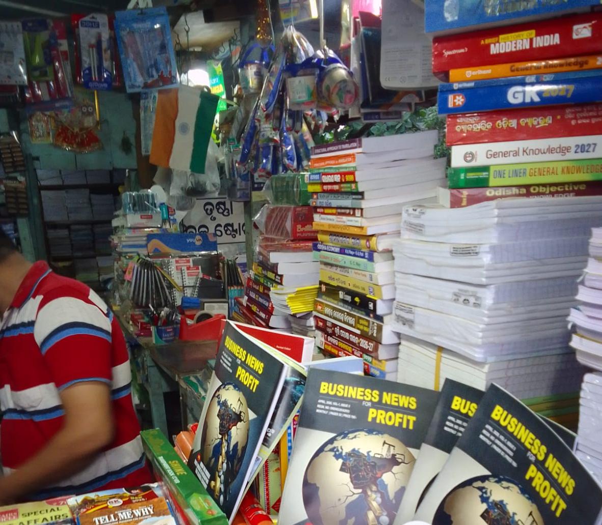 Business Magazines: Bridging the Gap Between Industry Insights and Readers