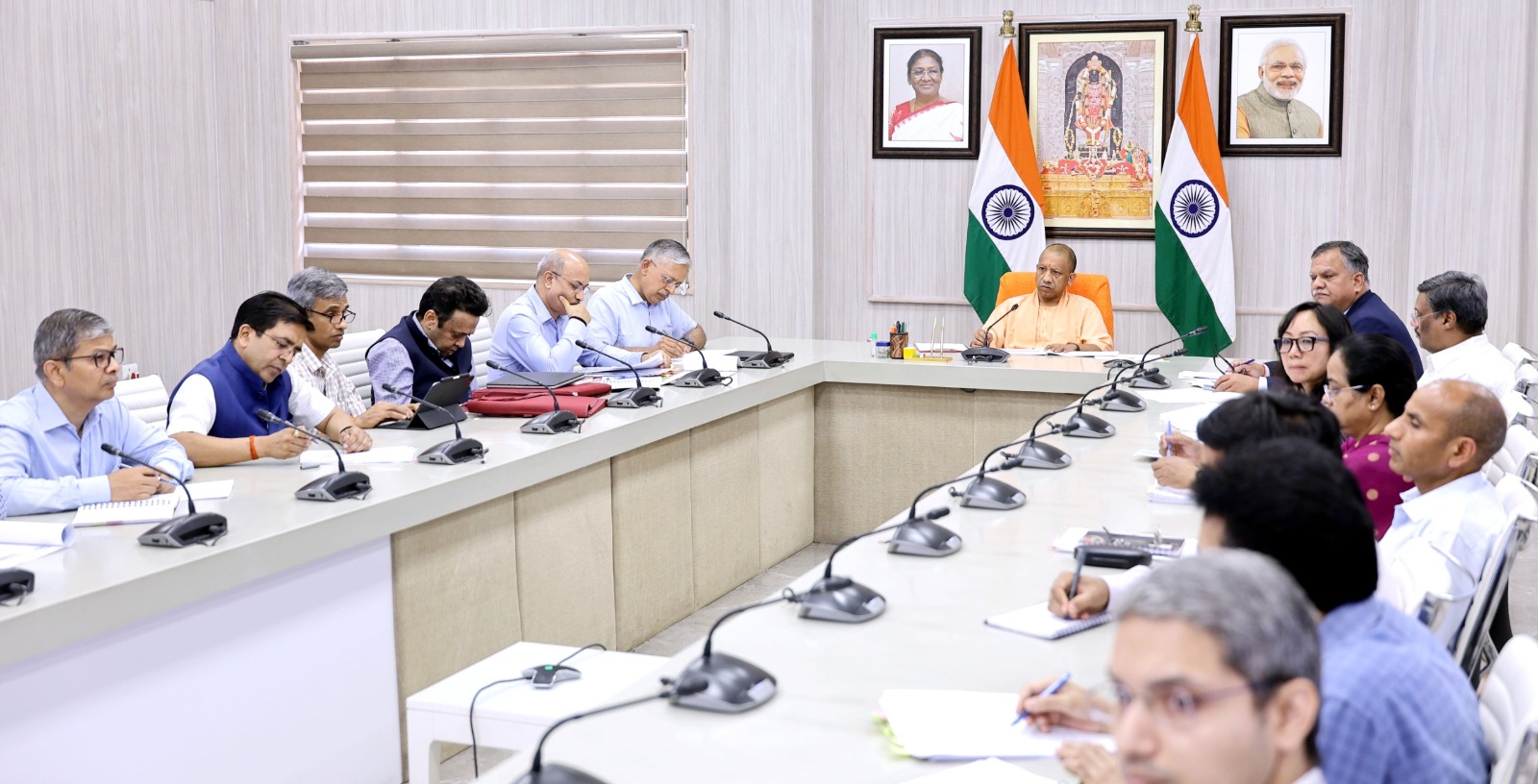 Electric Buses to Be Available for Jewar Airport Connectivity Chief Minister