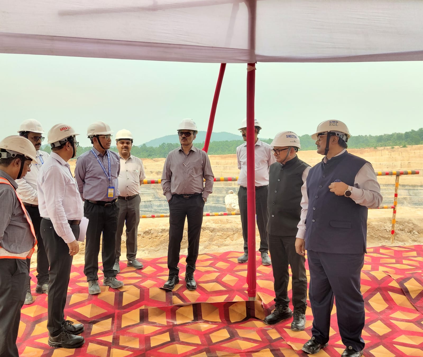 CIL Chairman reviews mining operations at ECL&rsquo;s Rajmahal Area