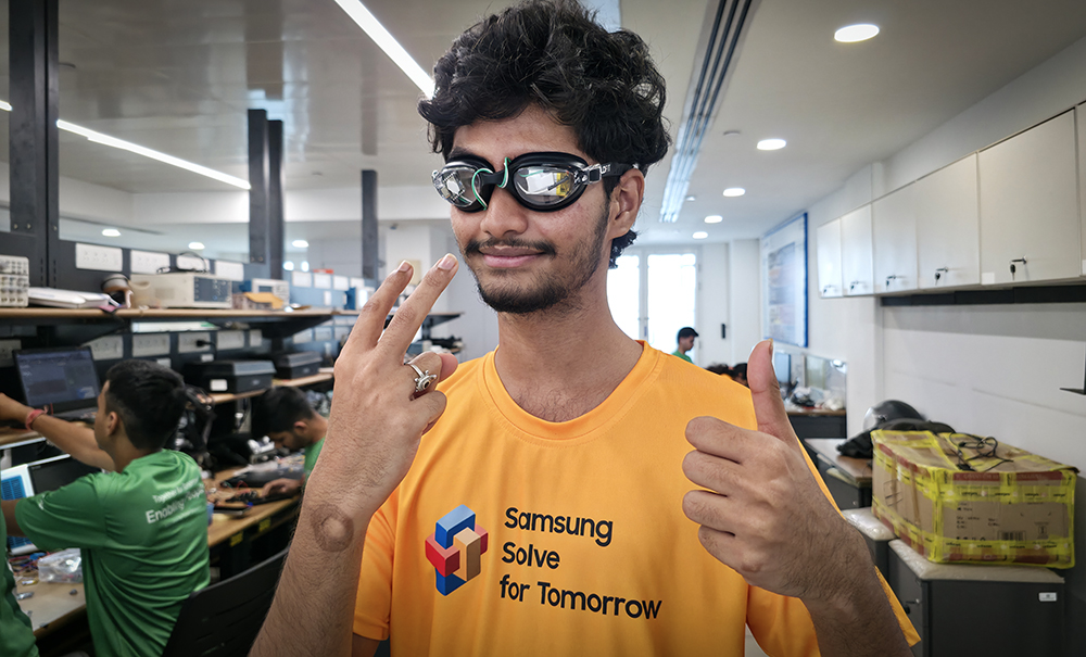 Andhra Pradesh Student Builds Smart Goggles to Stop Visually Impaired Swimmers from Hitting Pool Walls