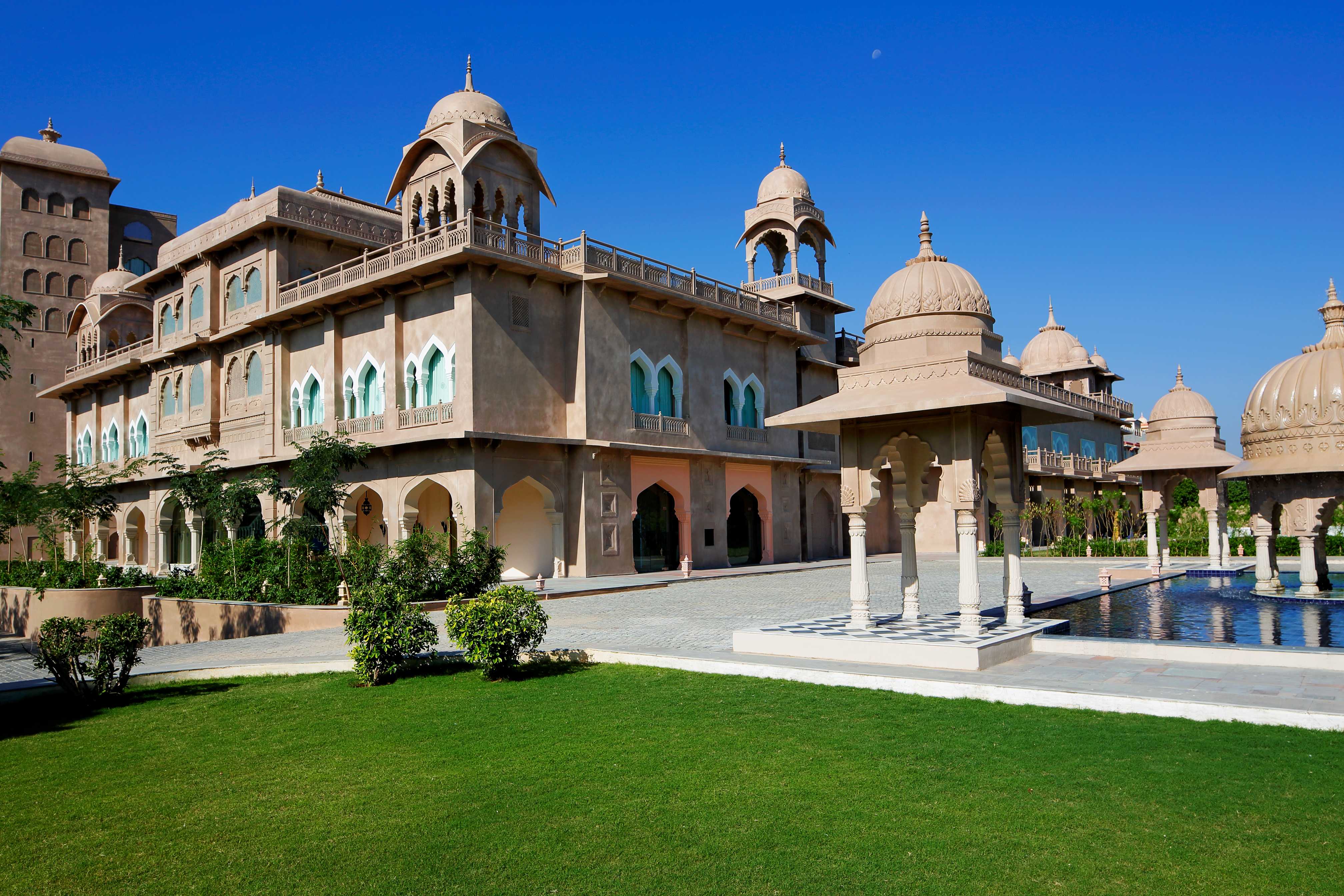 Celebrate the Festive Season with A Palace Retreat at Fairmont Jaipur