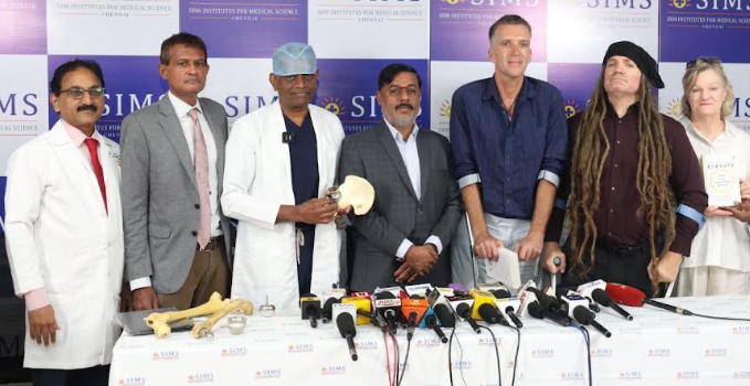 SIMS Hospital Performs Asia&rsquo;s First New-Generation Bone-Sparing Hip Procedure on International Patients