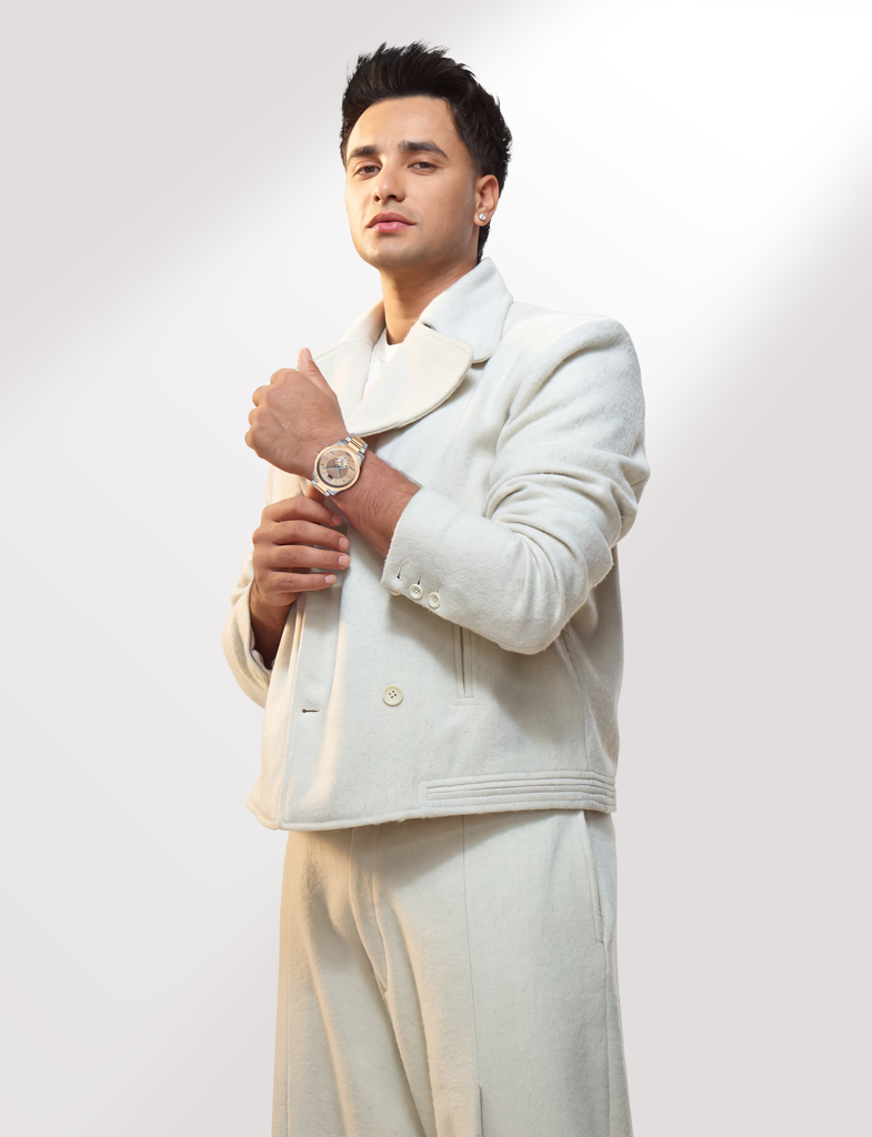 NEW CAMPAIGN | ABHISHEK SHARMA AND XYLYS UNVEILS VOLARIS DUAL TIME