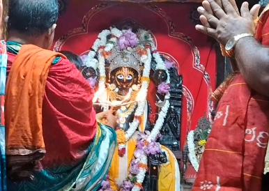 Devotees Flock to Alarnath Temple as Lord Jagannath Enters Anasara Period