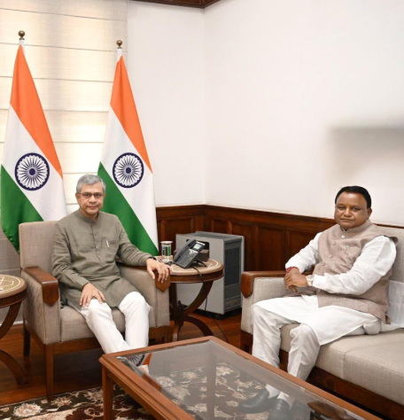 Odisha Seeks Faster Railway Development to Boost Connectivity and Economic Growth
