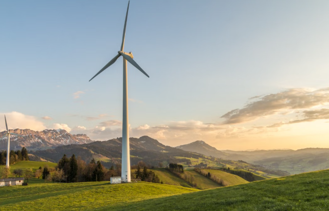 India&rsquo;s Clean-Energy Push Crosses 300 GW Milestone