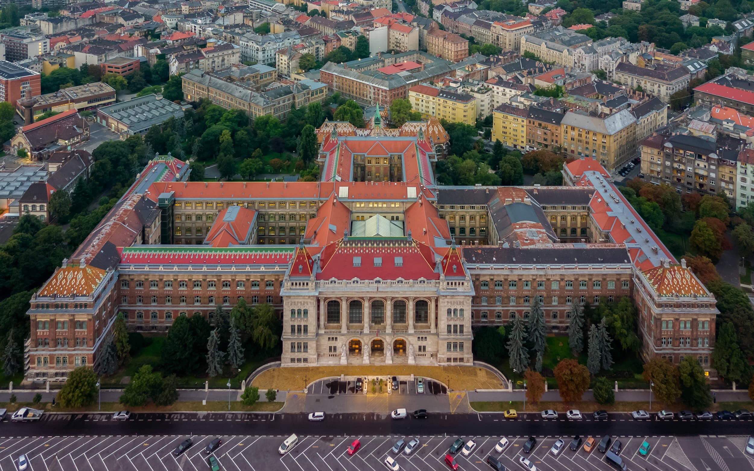 Hungary Emerges as a Rising European Destination for Indian Students - One of the most prominent universities in Hungary focuses on Indian student