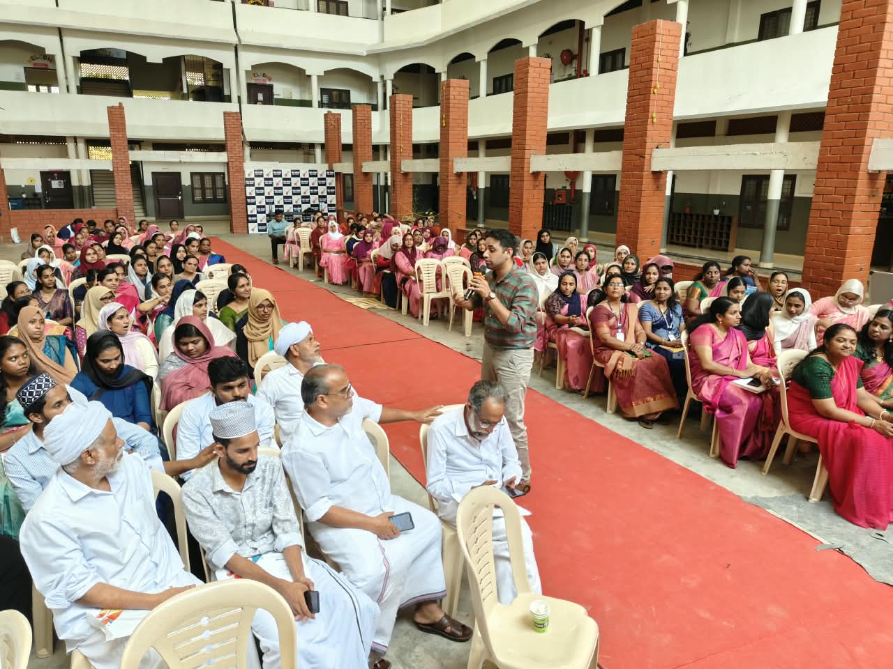 On Teachers' Day, Aster Medcity and Wisdom4Future Initiative made an Entire School Staff “First Responders of Kerala” making Vadi Husna School as First School