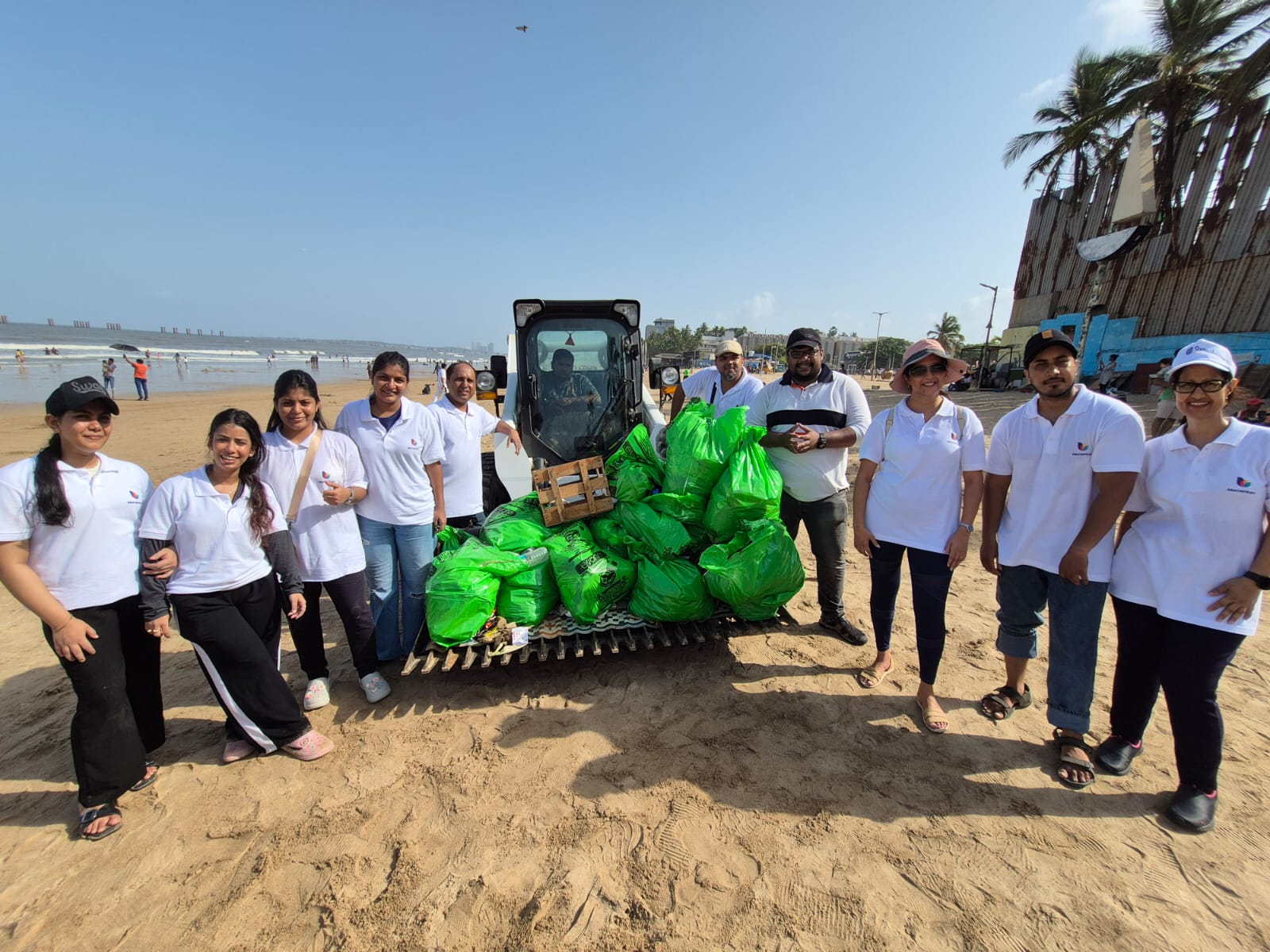 Oxford International Marks First Global CSR Initiative in India with Beach Clean-Up Drive at Juhu