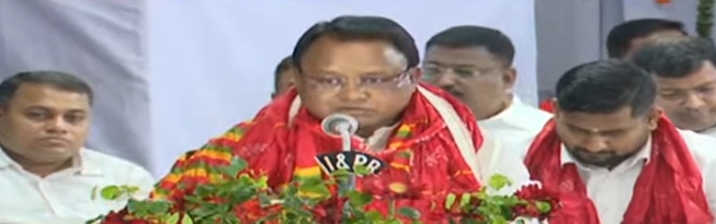 Chief Minister reviews final preparations for Rath Yatra in Puri