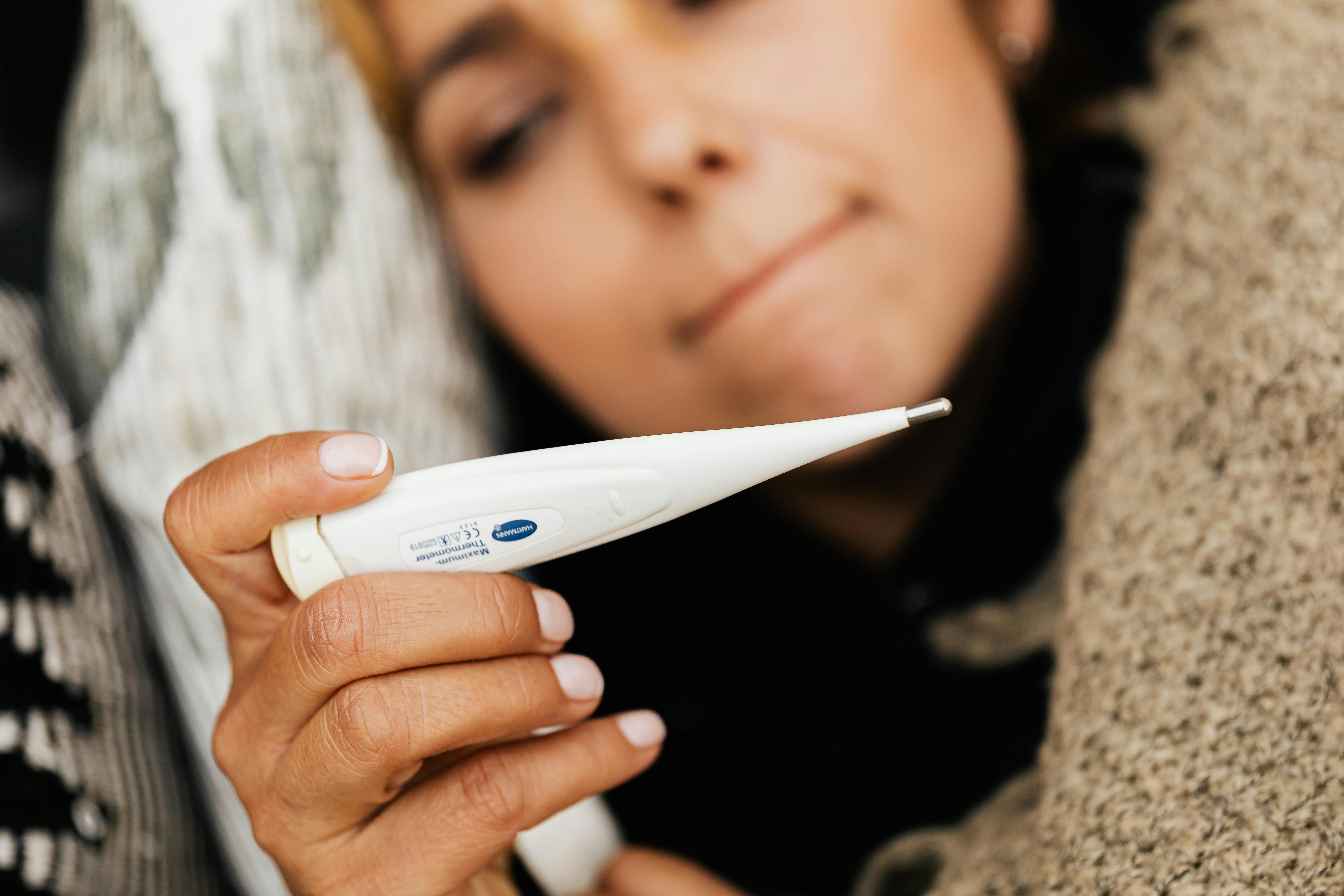 Malaria Symptoms: Early Signs, Common Symptoms & Warning Stages