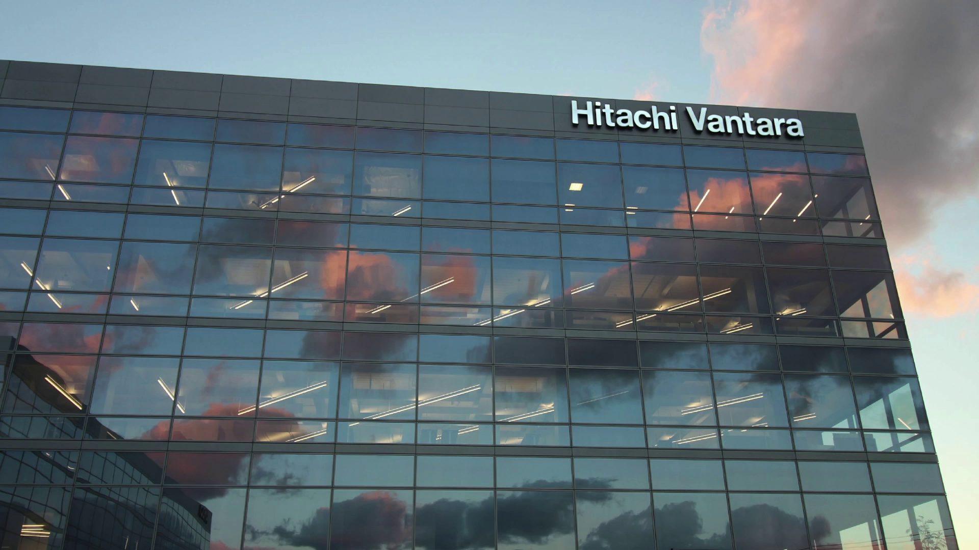 Hitachi Vantara Named a Leader and Fast Mover in 2026 GigaOm Radar for Unstructured Data Management for Sixth Consecutive Year