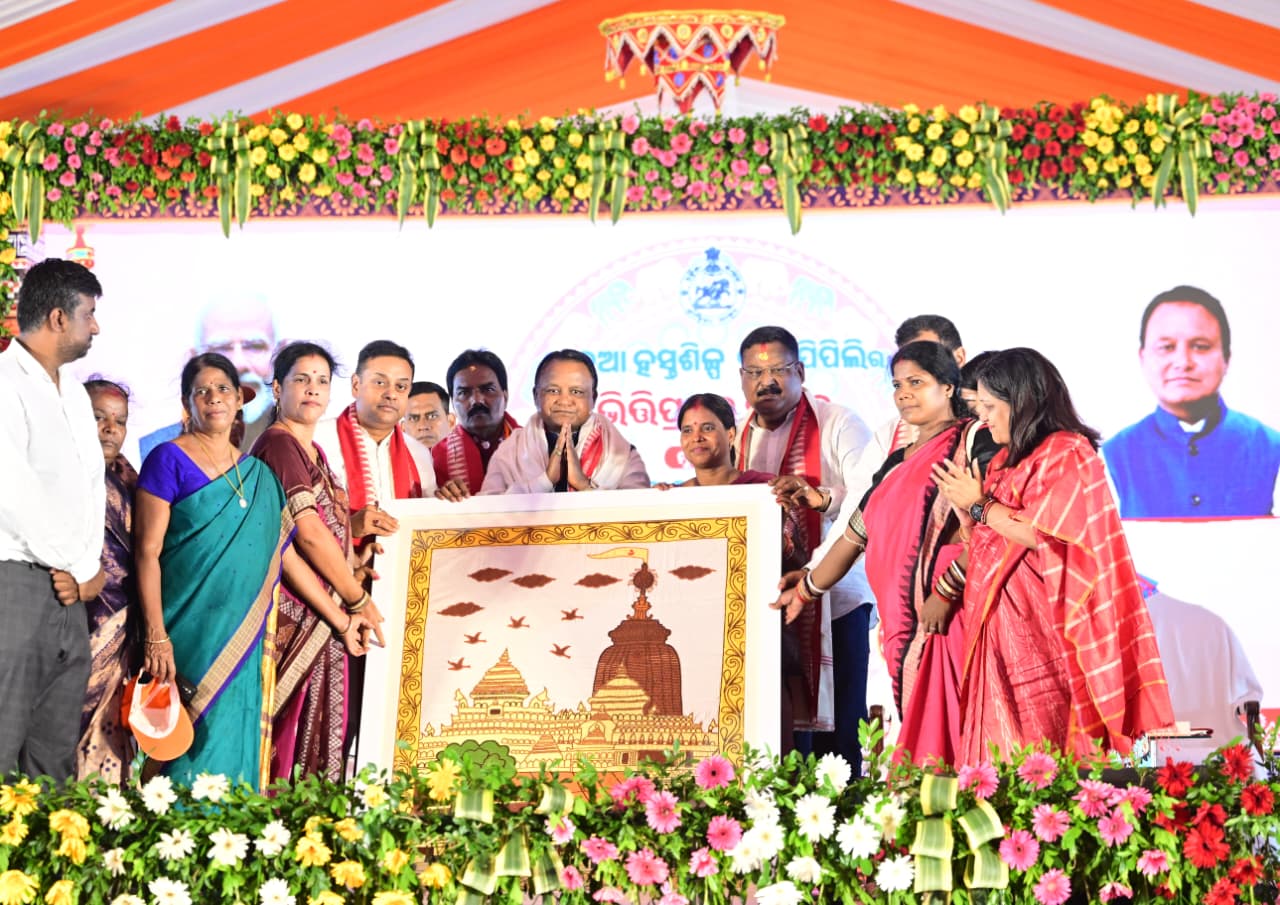 CM Majhi Lays Foundation for INR 80 Cr Pipili Chandua Hub to Empower 6,000 Artisans