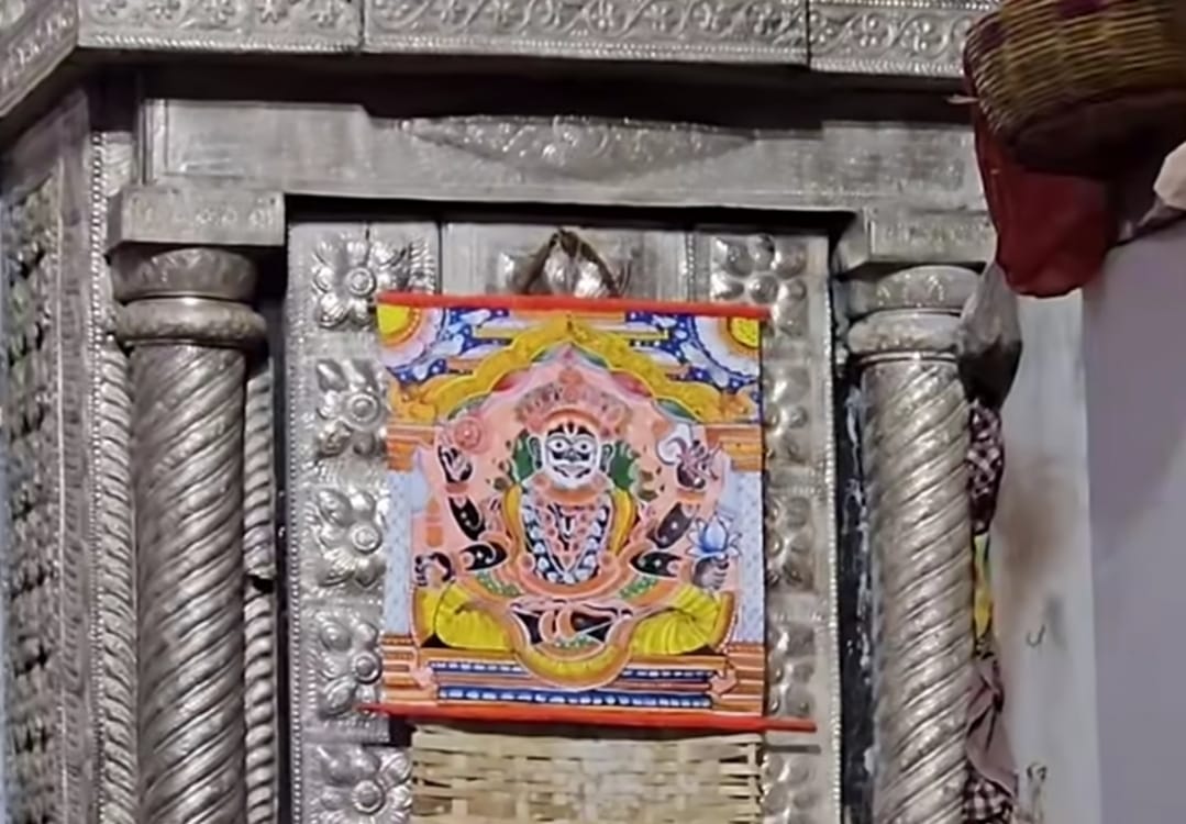 Puri Srimandir Enters Quiet Phase as Holy Trinity Begins Anasara