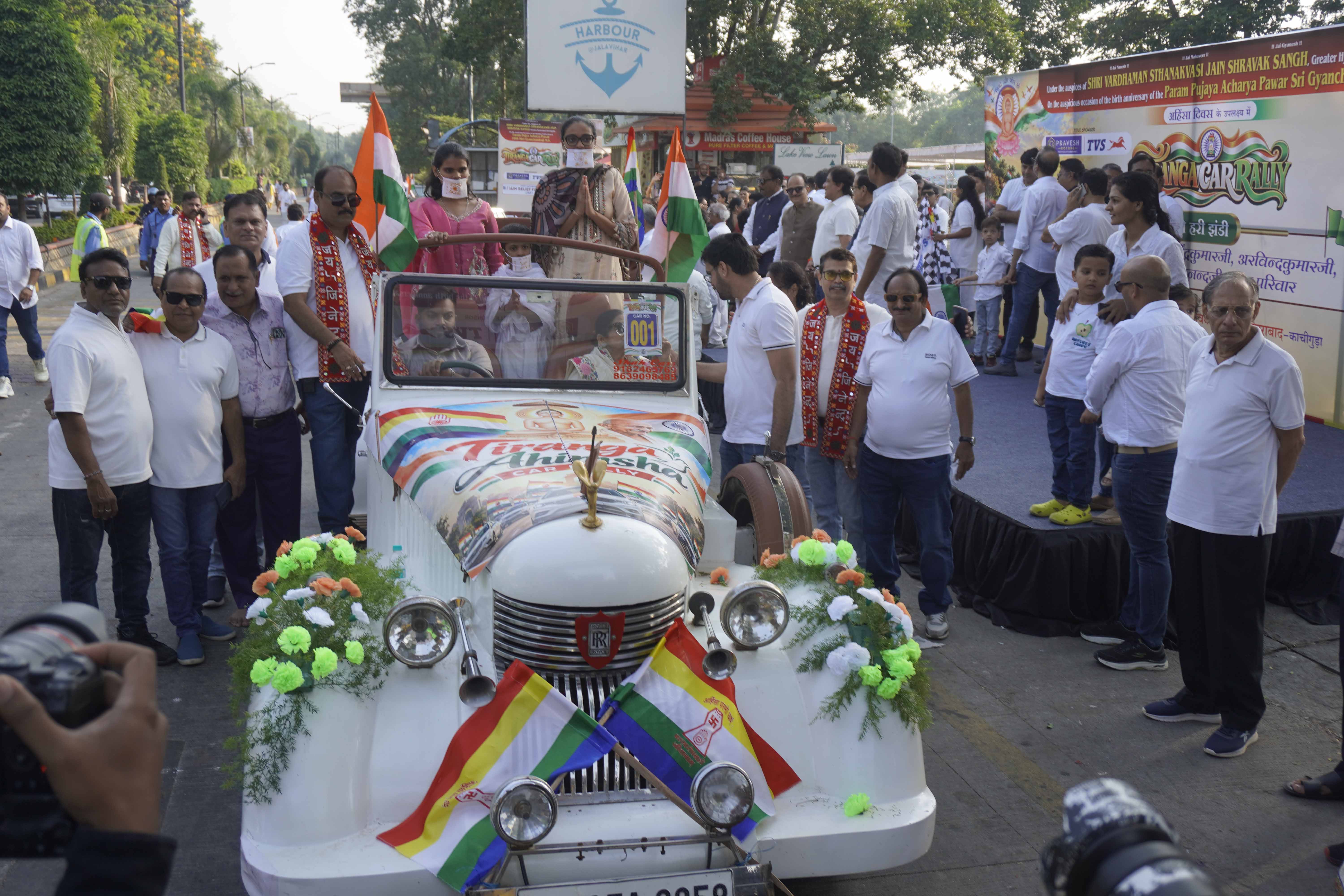 187 Cars Join Unique Tiranga Ahimsa Rally, Promoting National Unity and Peace