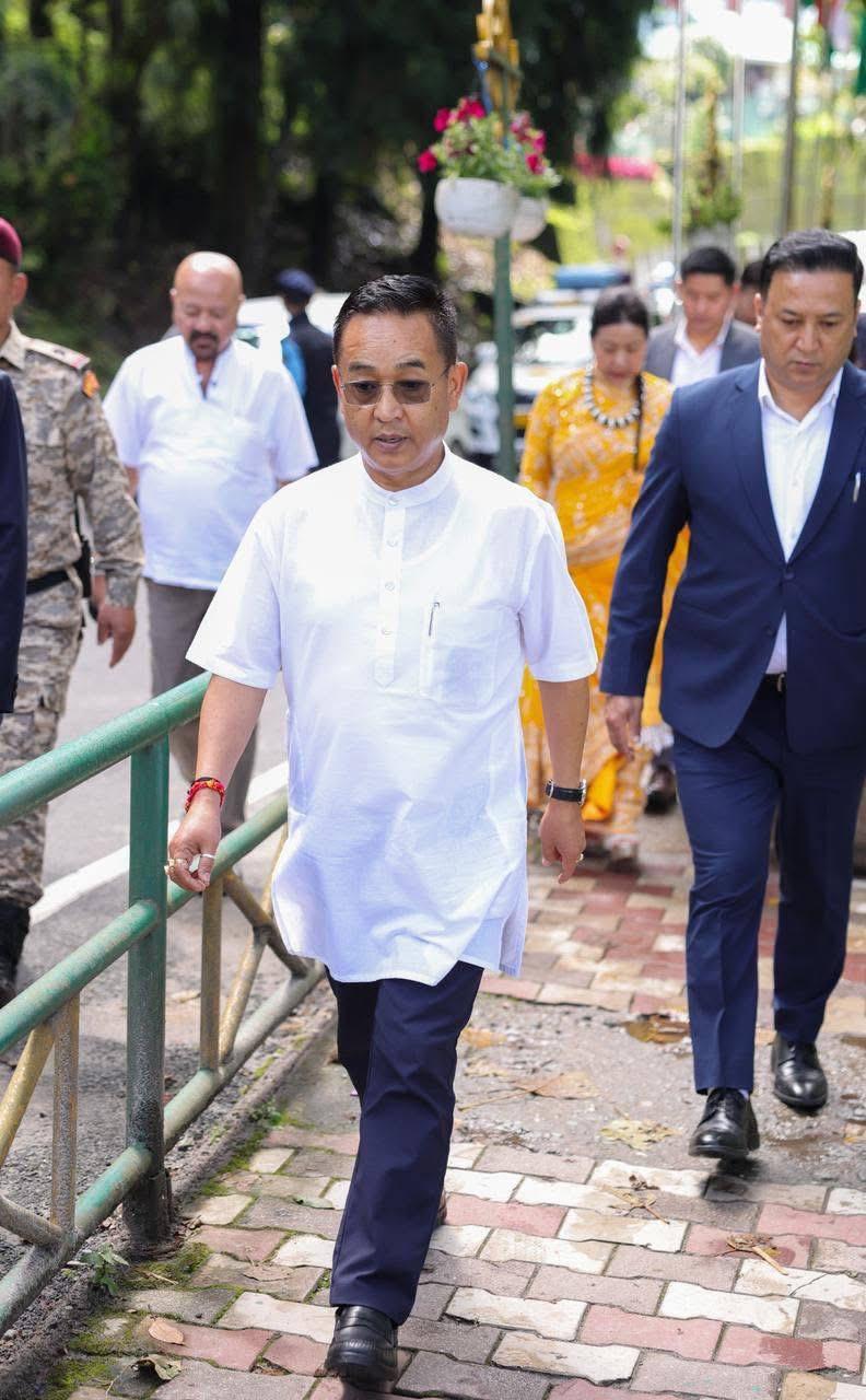 Chief Minister Prem Singh Tamang's Walk from Mintokgang to Manan Kendra Sends Message on Austerity and Fitness