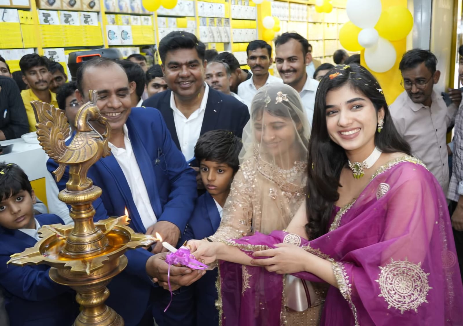 U&i Opens Six Exclusive Stores Across India in Just 48 Hours, Strengthens Offline Retail Expansion