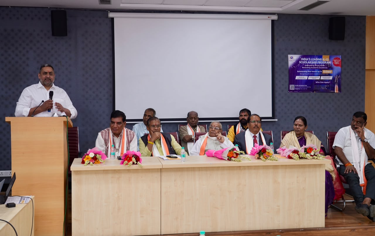 Shiksharatan India Foundation Organises Training Programme on Scholarships