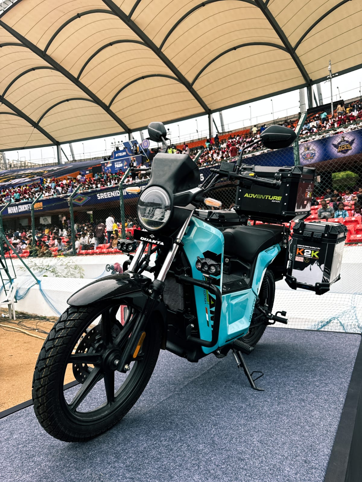 Gravton Motors Rewards TG20 Stars with Four Quanta Electric Motorcycles