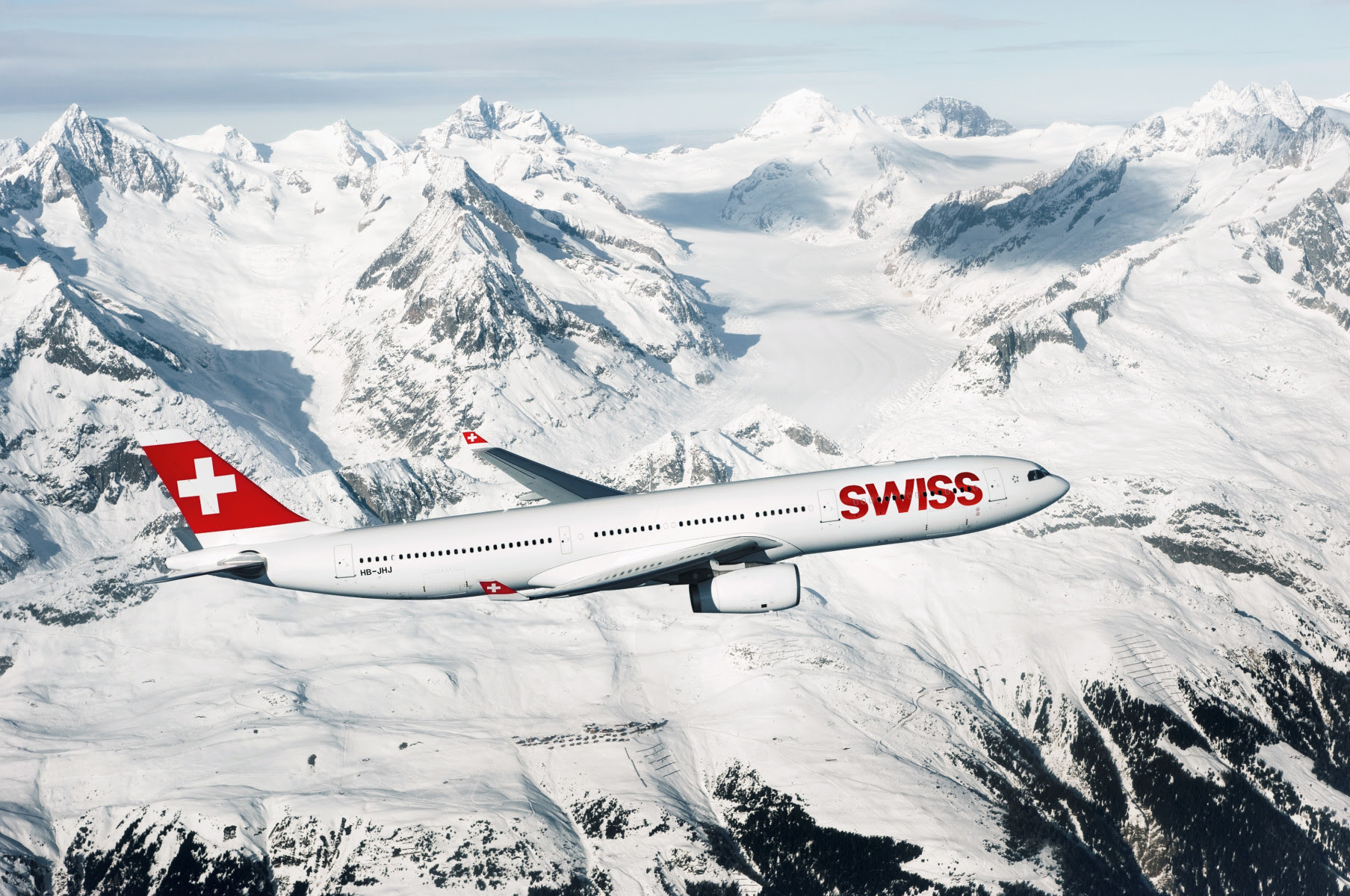 SWISS celebrates inaugural flight to Bengaluru