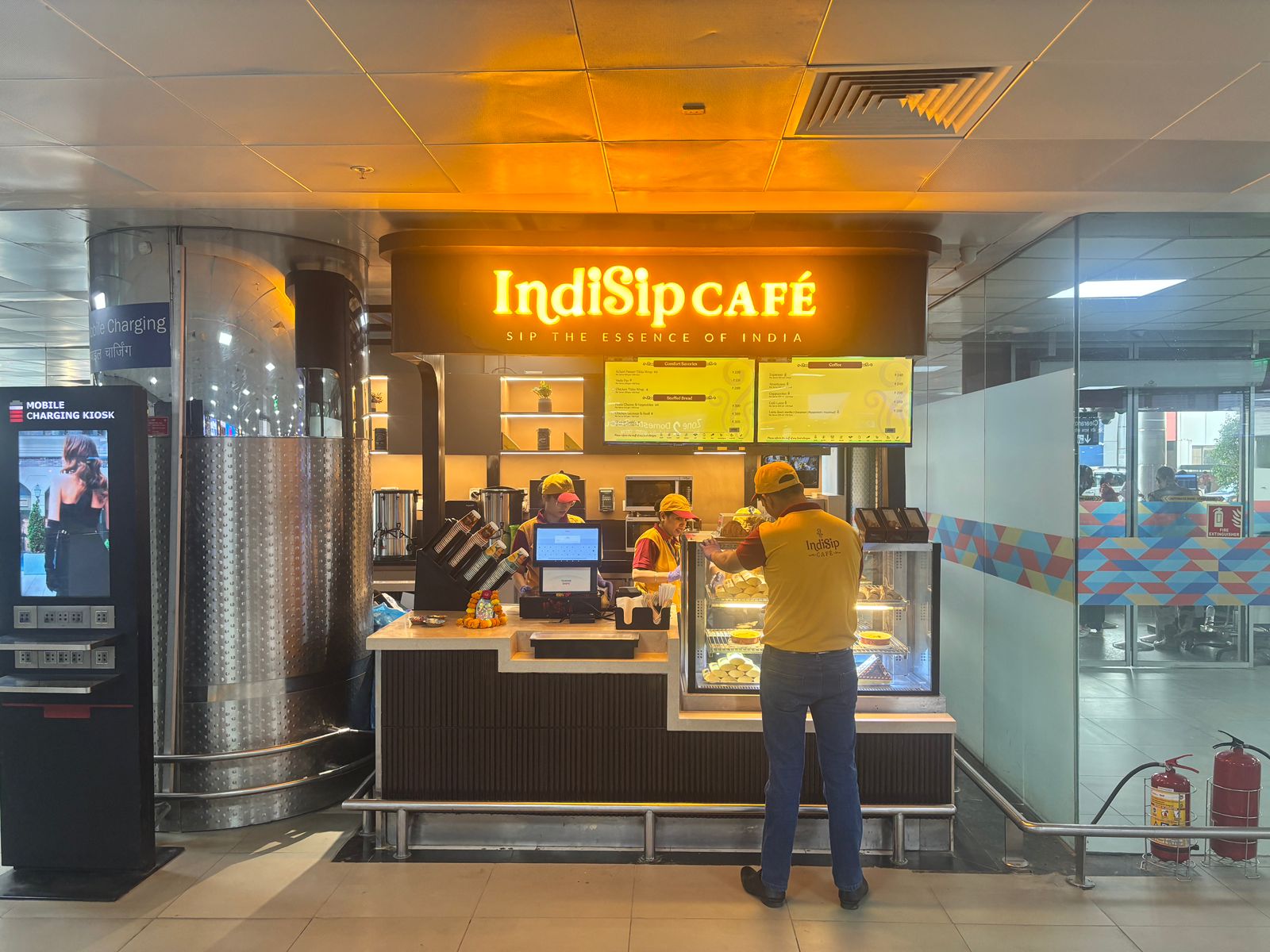Encalm Eats Debuts with its First In-House Brand Concept, IndiSip Café at Delhi Airport