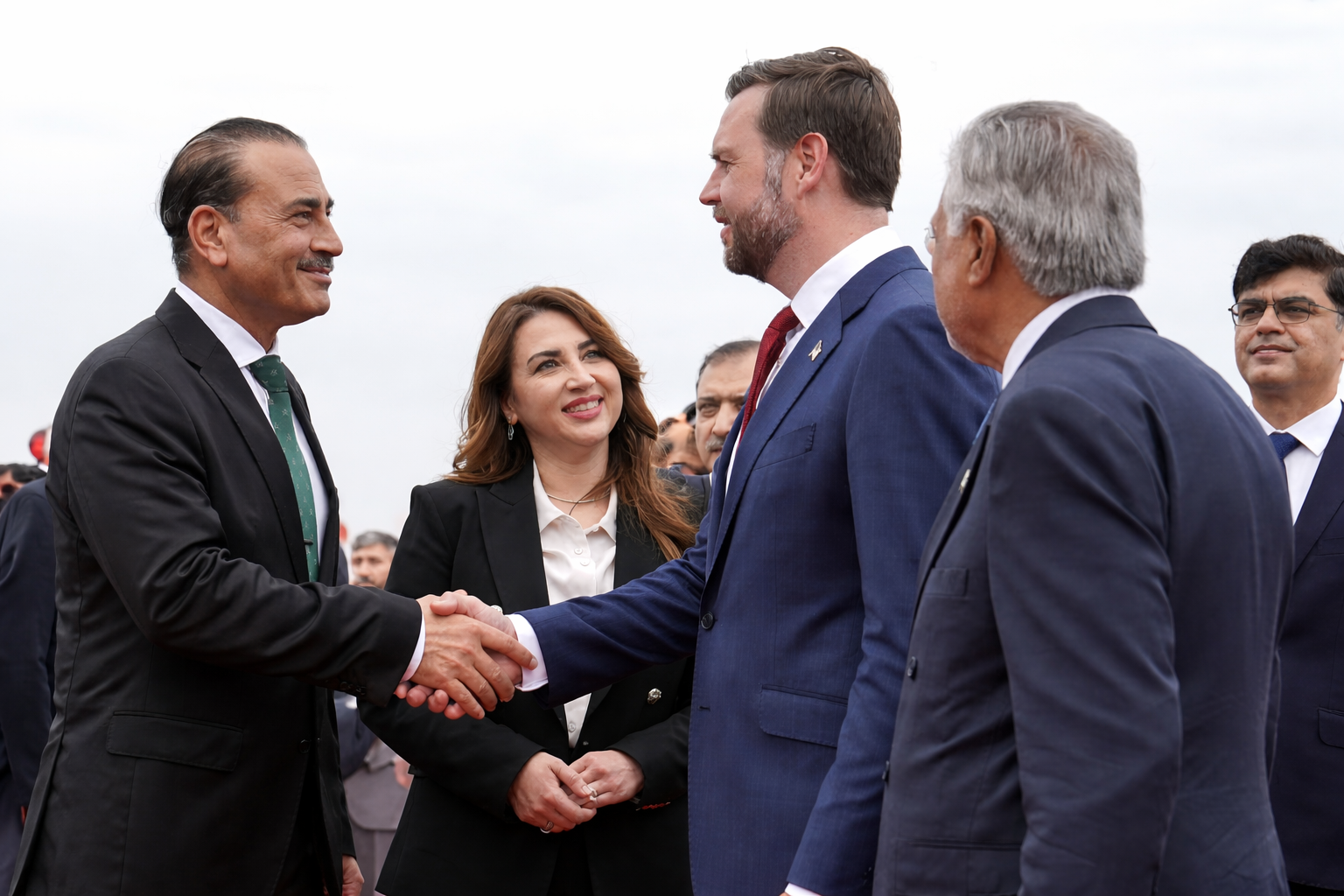 Efforts Intensify to End Middle East Conflict; Iran and US Delegations Arrive in Pakistan for Talks