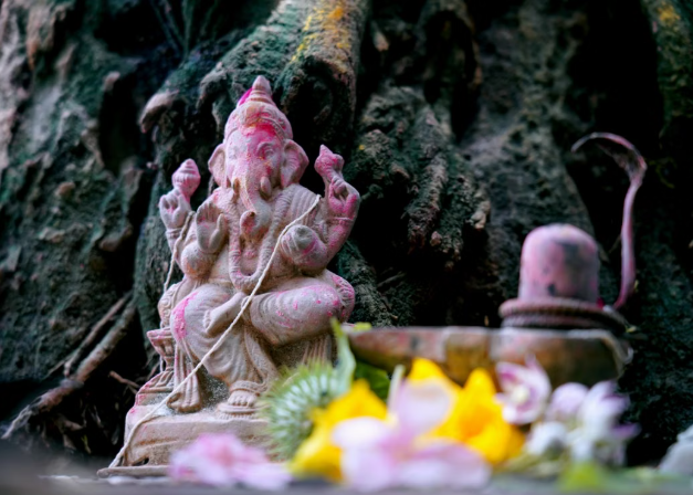 Sacred Idols and Murti Worship: Meaning and Symbolism