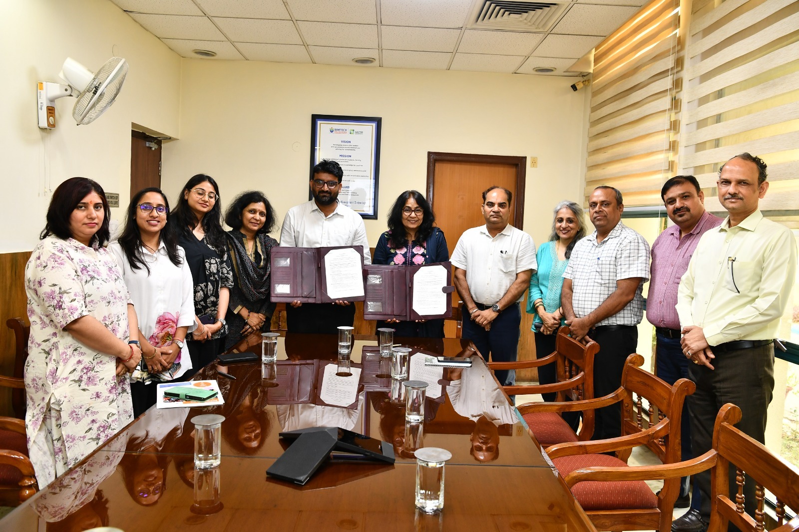 Story-BIMTECH Advances Zero-Plastic Waste Campus movement with Bisleri International 's 'Bottles for Change' CSR Initiative
