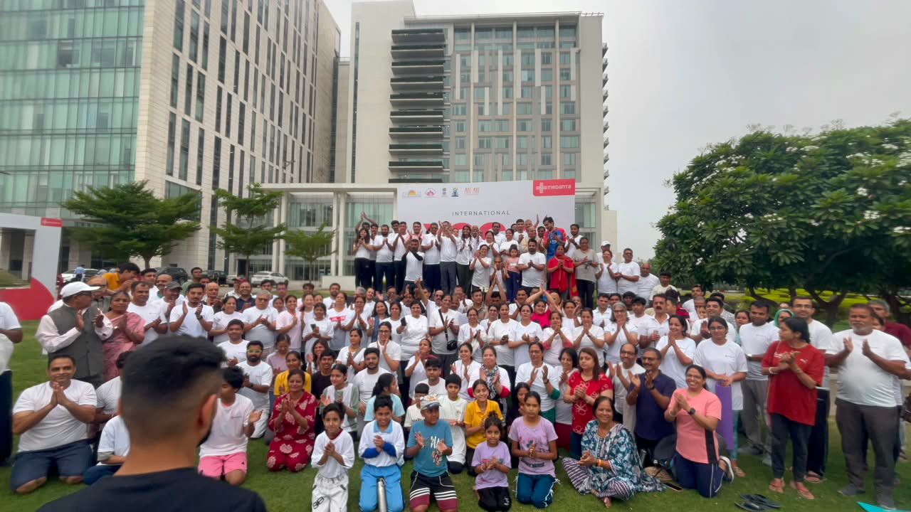 Medanta &ndash; The Medicity Marks International Yoga Day 2026 with Community Yoga Session in Association with The Art of Living