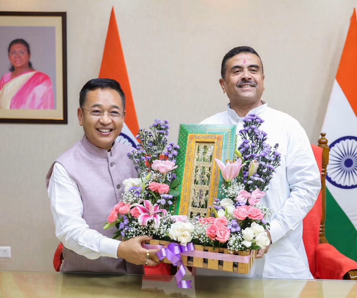 Chief Ministers of Sikkim and West Bengal Hold Talks on Connectivity, Transport and Public Welfare