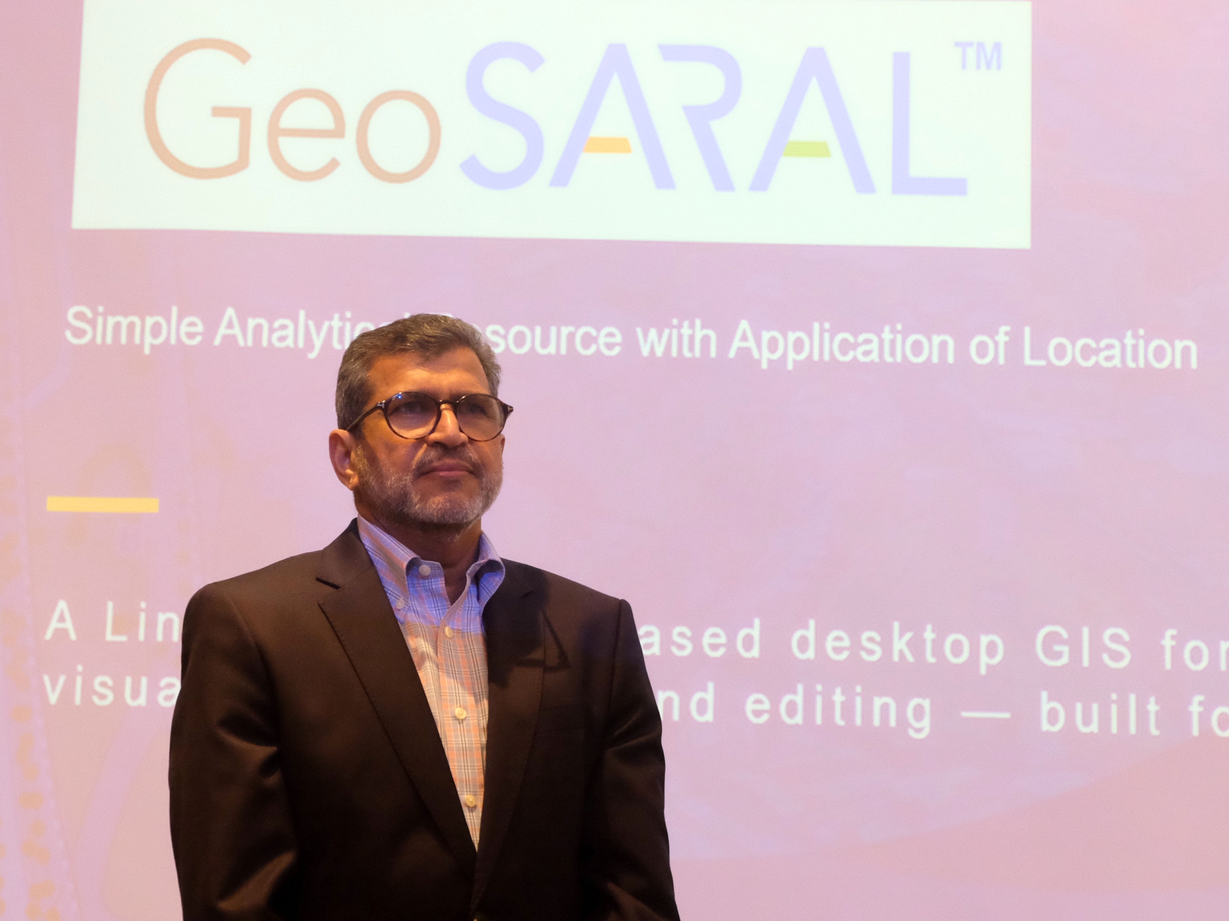 Esri India Launches GeoSARAL, an Indigenous GIS Software