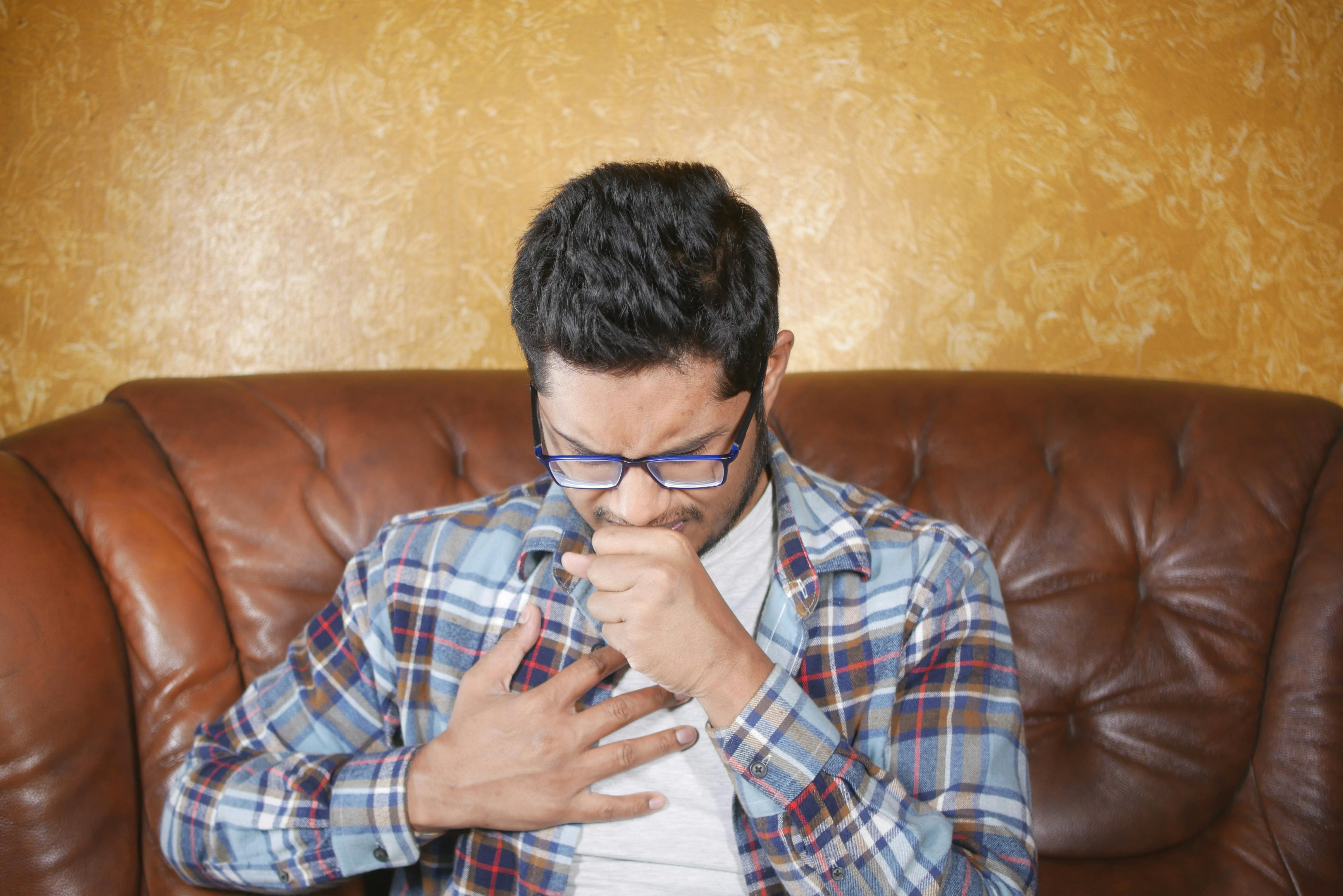 Silent Signals: Early Heart Disease Signs in Women vs. Men You Shouldn’t Ignore