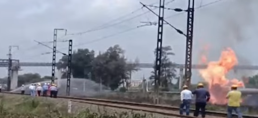 Fire Breaks Out at Haldia Petrochemicals Pipeline in Purba Medinipur