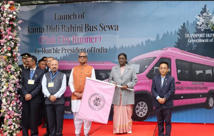 President of India Flags Off Pink City Runner Buses