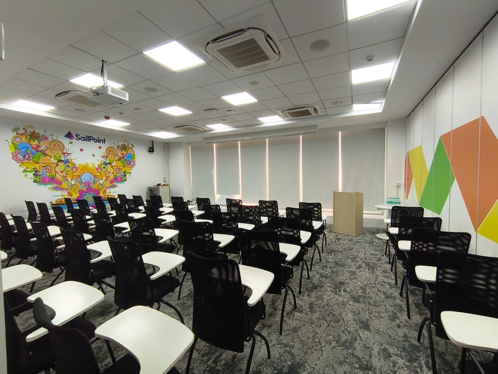 SailPoint creates flexible, high-performance collaboration spaces with Kramer AV