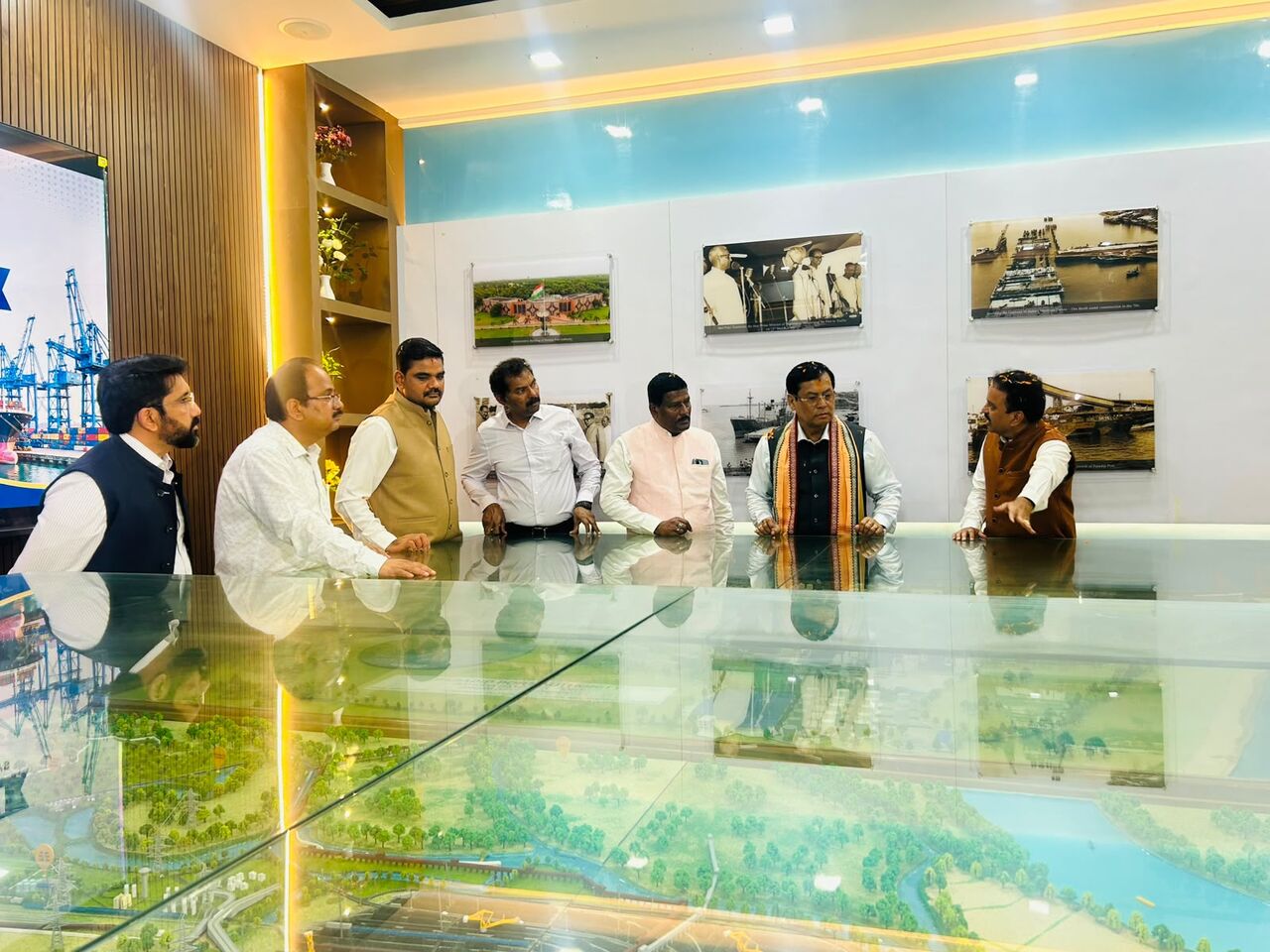 Union Minister Sarbananda Sonowal inaugurates Model Room at Paradip Port Authority
